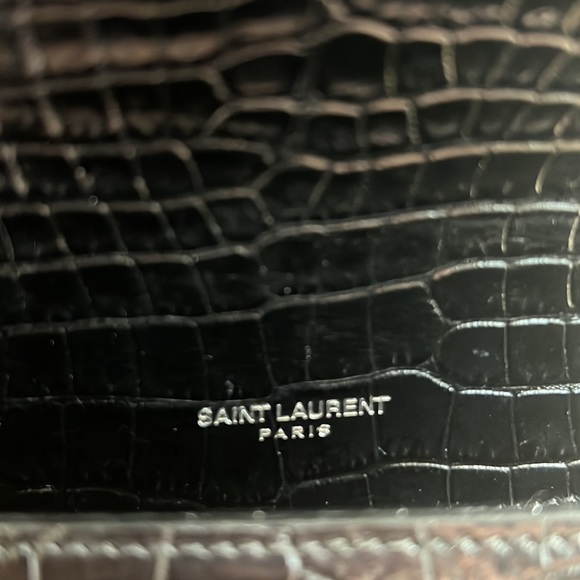 KATE SMALL CHAIN BAG WITH TASSEL IN EMBOSSED SHINY LEATHER - Picture 8 of 13